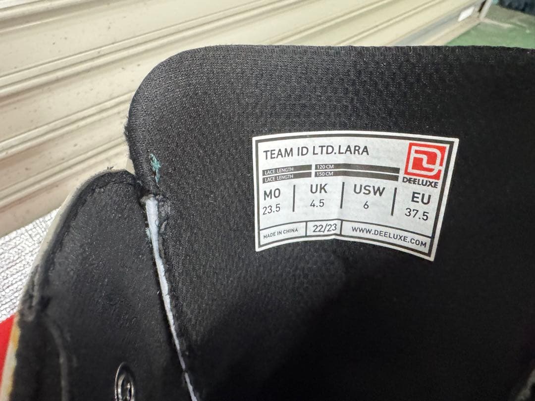 TEAM ID LTD.LARA 23.5センチ　《インナーはバートン》