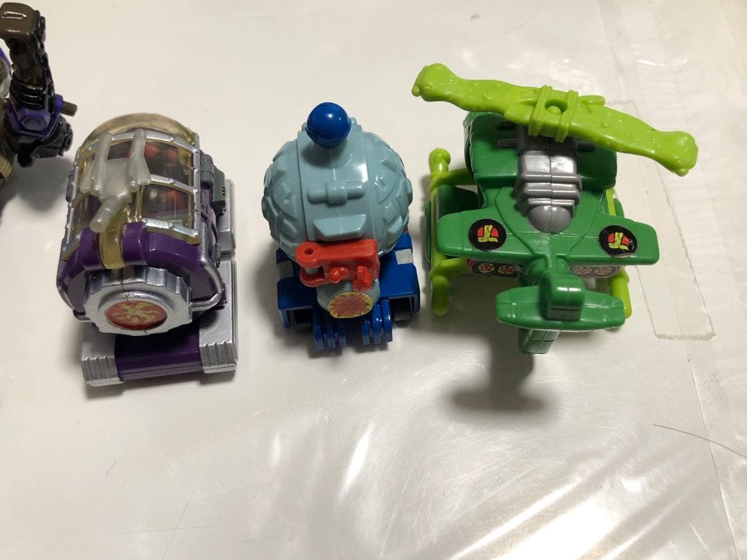 ミュータントタートルズ　ドナテロ　ミニタートルマシン　セット