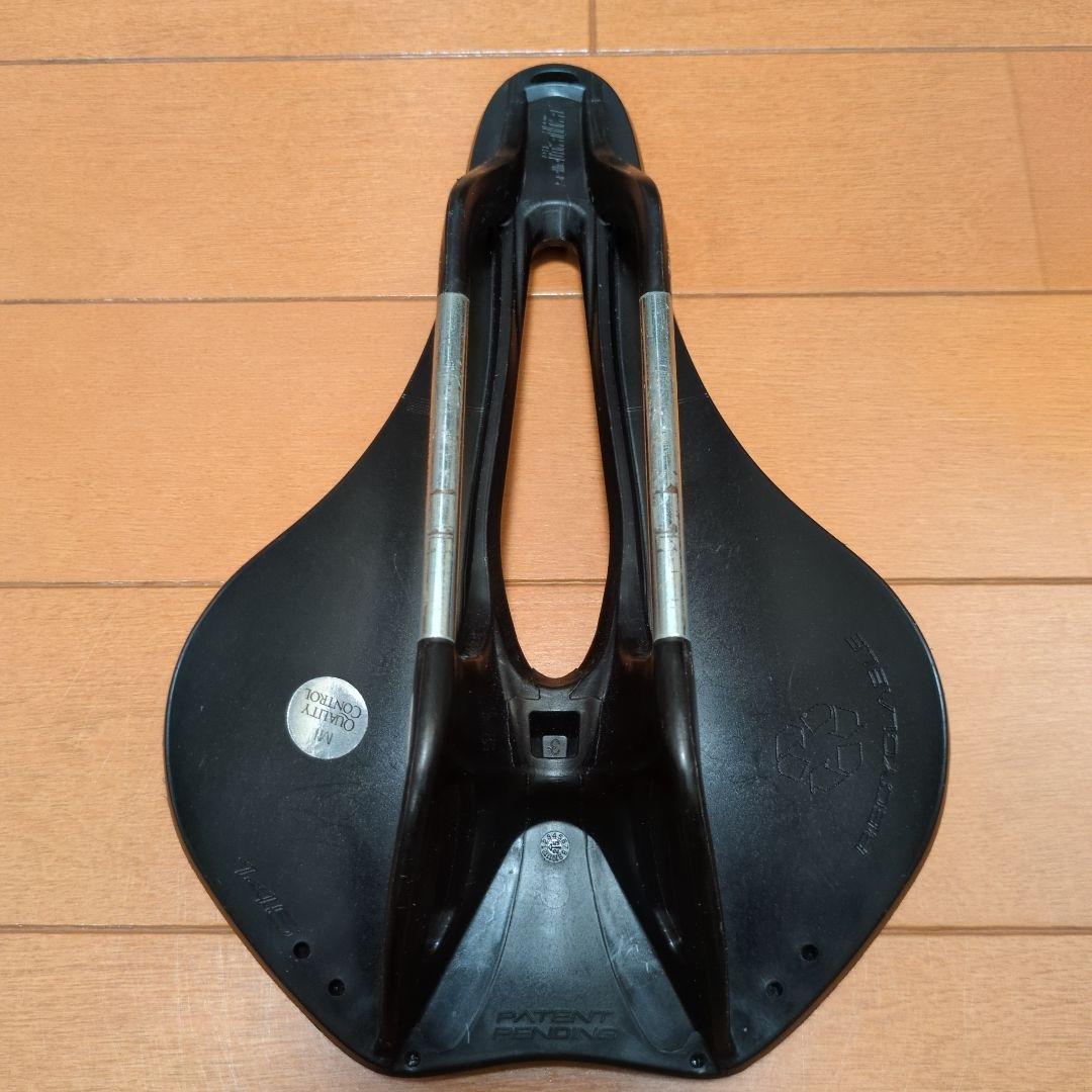 パーツ selle ITALIA NOVUS BOOST EVO S.F Fec L