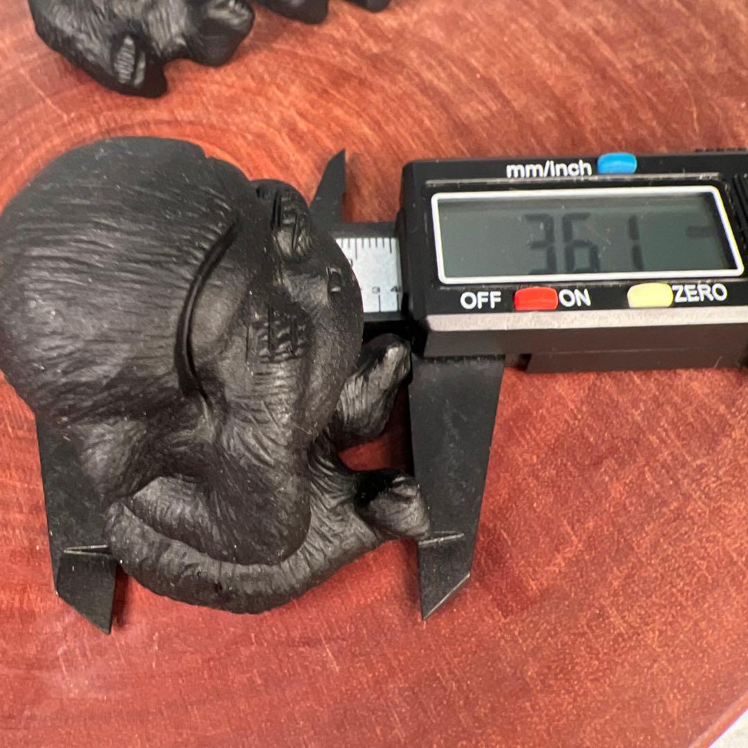 天然石　三猿　オブシディアン
