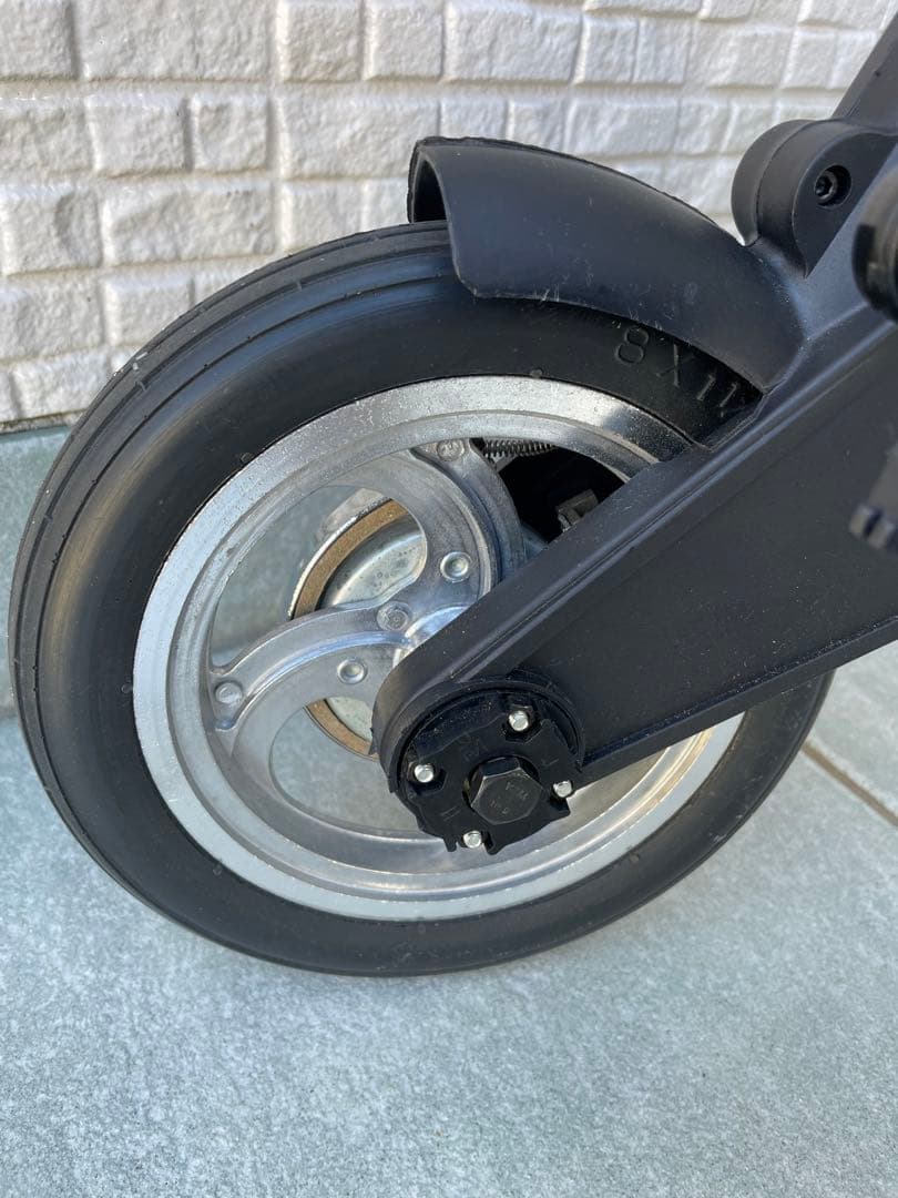 超軽量8インチ折り畳み自転車、チューブレス、ブラック
