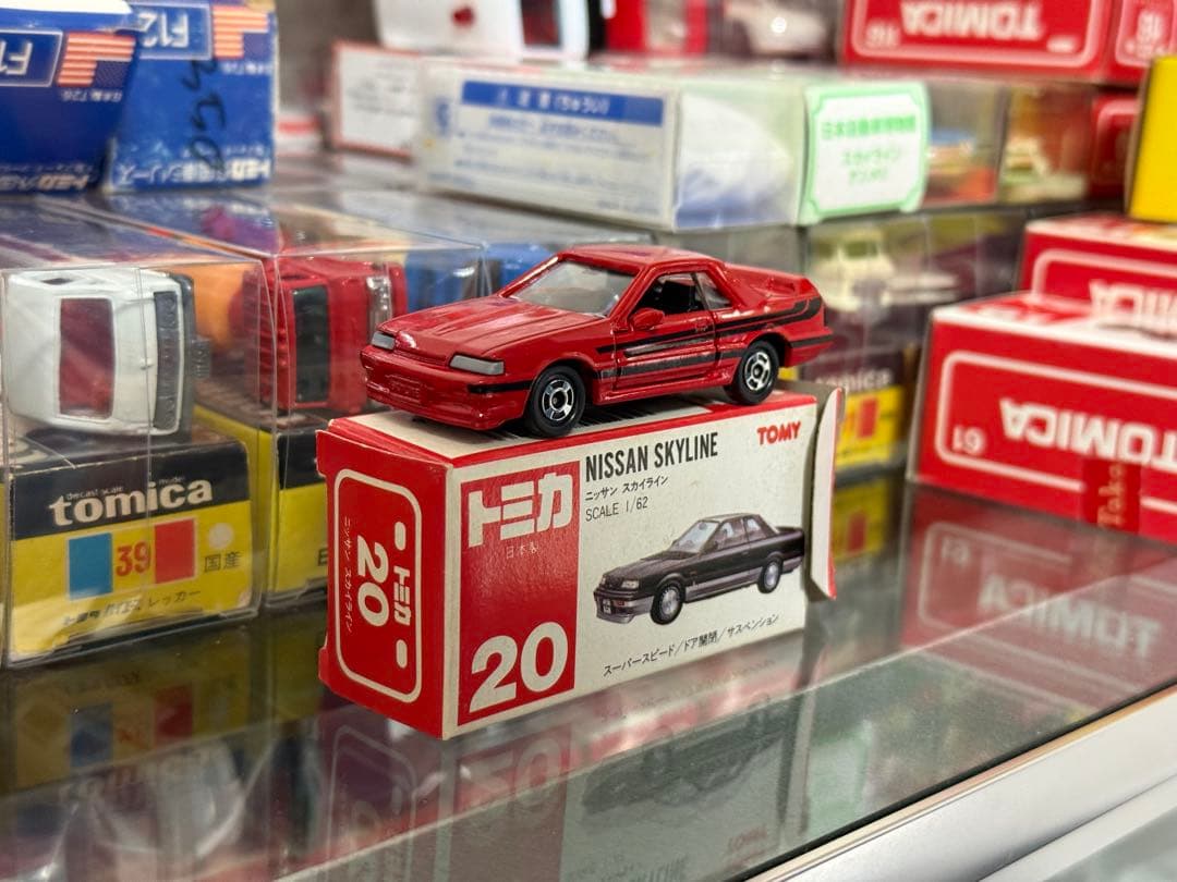 トミカ ニッサン スカイライン 初期型 日本製 赤 1/62 20