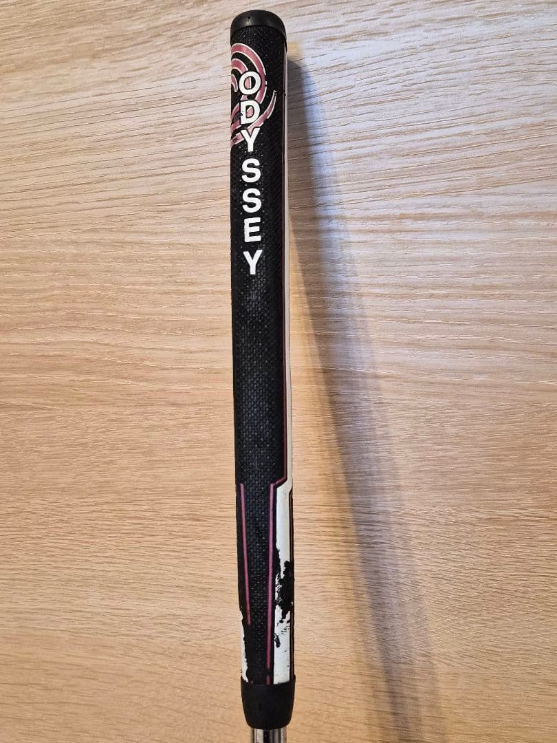 オデッセイ VERSA SABERTOOTH ブラック 33インチ パター