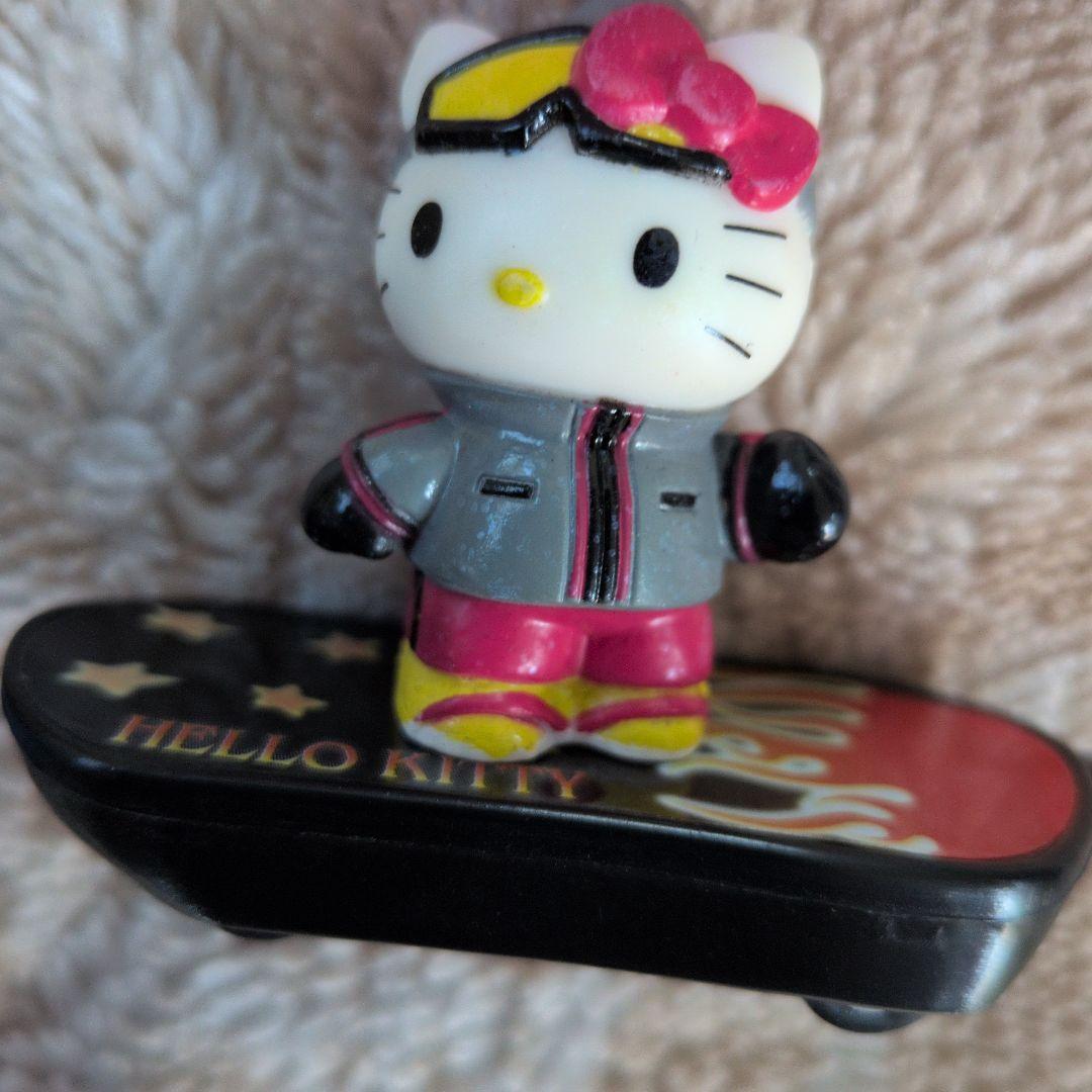 サンリオ　ハローキティ　スケボー　マスコット　プルバックカー　レア