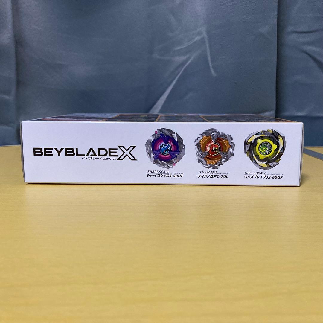 BEYBLADE X UX-15 シャークスケイルデッキセット