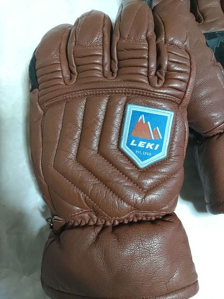 く*ろ様 新品タグ付き LEKI レキ MARBEC 3D グラブ
