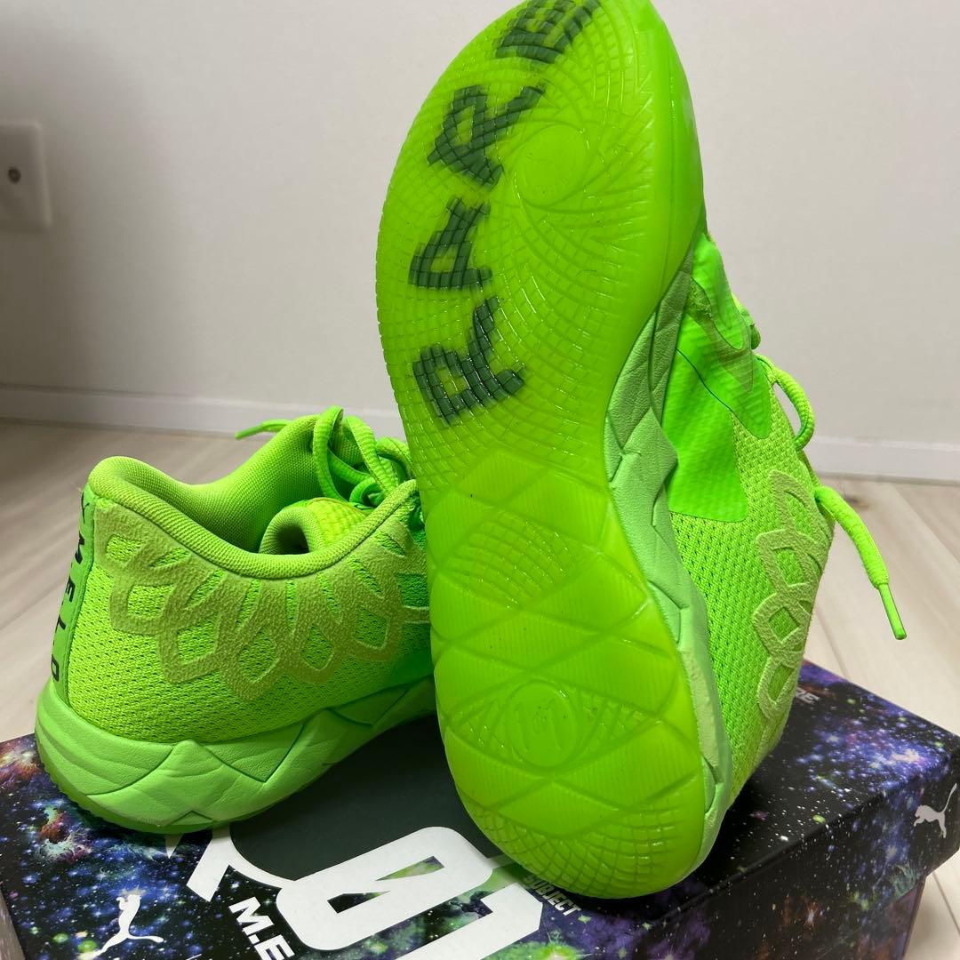 PUMA MB01 蛍光グリーン