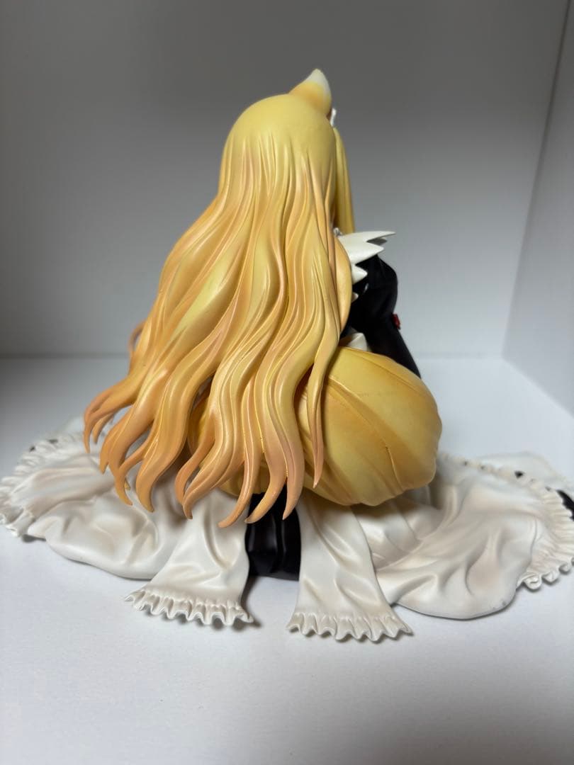 コトブキヤ　シャイニング・ハーツ　女王殿下の料理番　ローナ　1/6 フィギュア