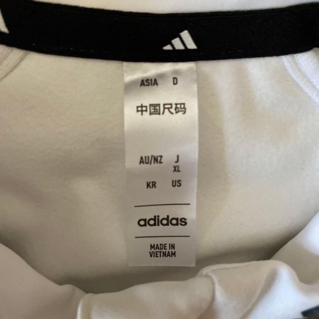 未使用　adidas COLD.RDY キルトレイヤード フルジップジャケット