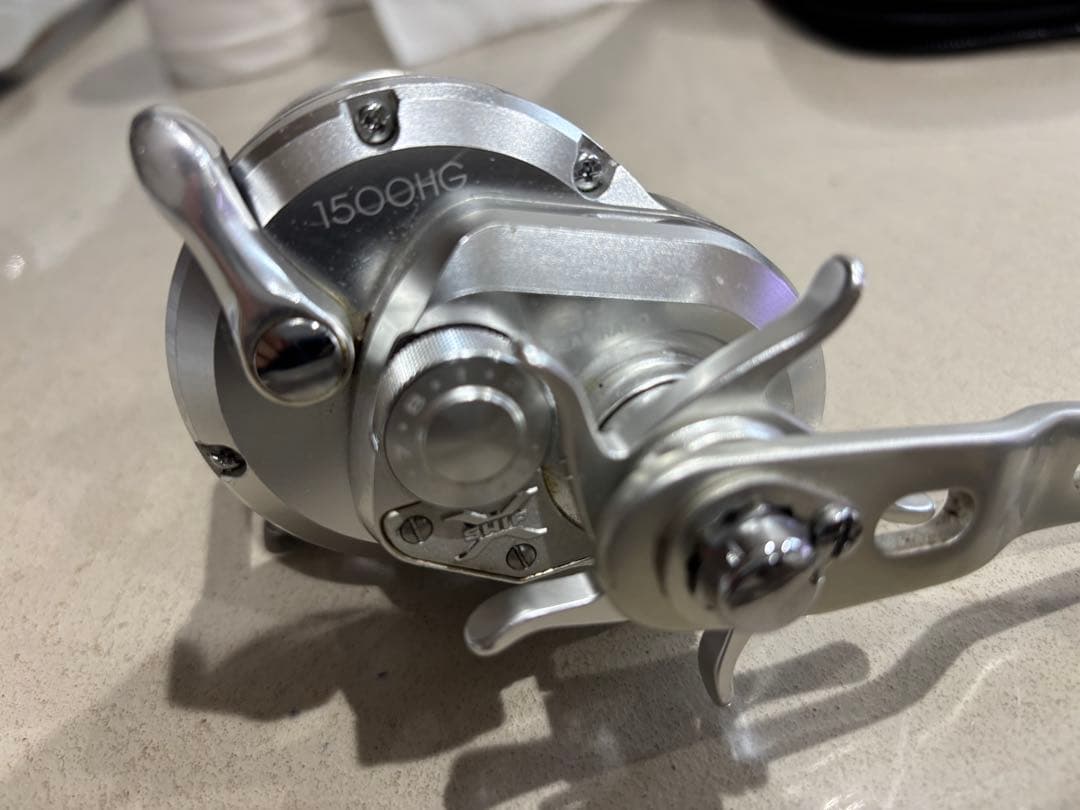 OCEA JIGGER 1500HG ベイトリール
