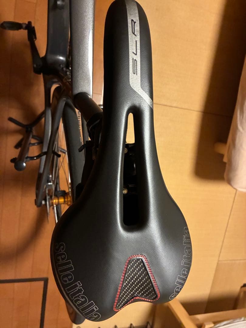 ギザロGE110カーボン製ロードバイク GRX11速　搭載　サイズXS 美品
