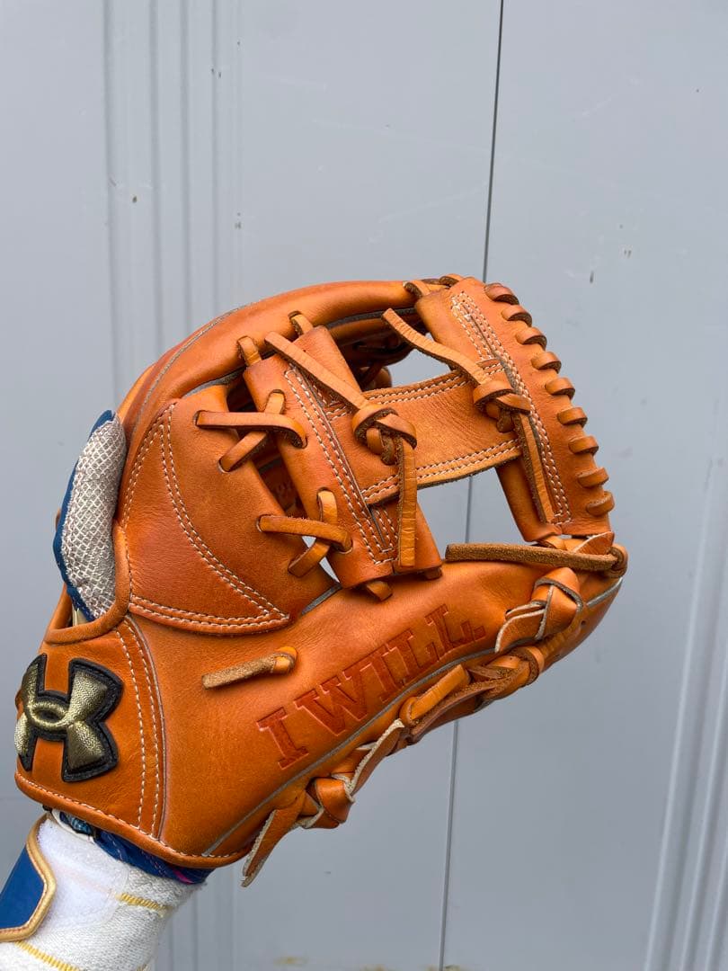 Under Armour 軟式 内野手用グローブ オレンジ QBB0249 袋付