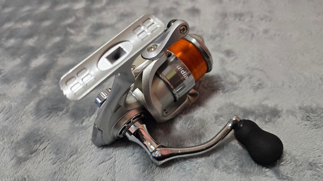 スピニングリール メーカー不明2000×3 2500×1 【販売中止含む】4台