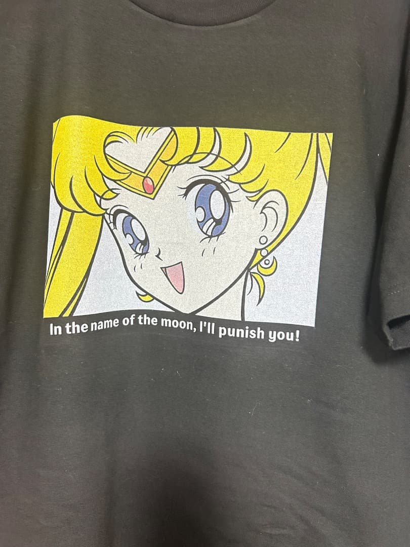 セーラームーン　Tシャツ　ブラック　Lサイズ