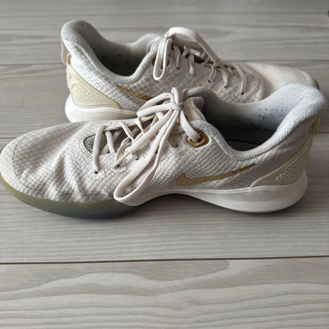 ナイキ マンバフォーカス 　NIKE　MAMBA FOCUS 26.0