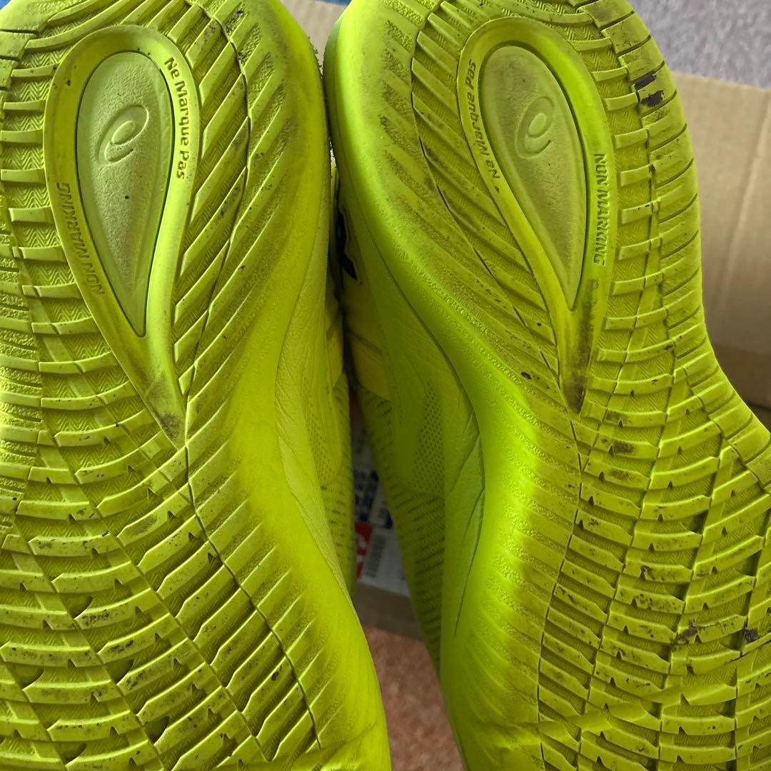 ASICS パリノヴァサージ3 ミッドカット イエロー
