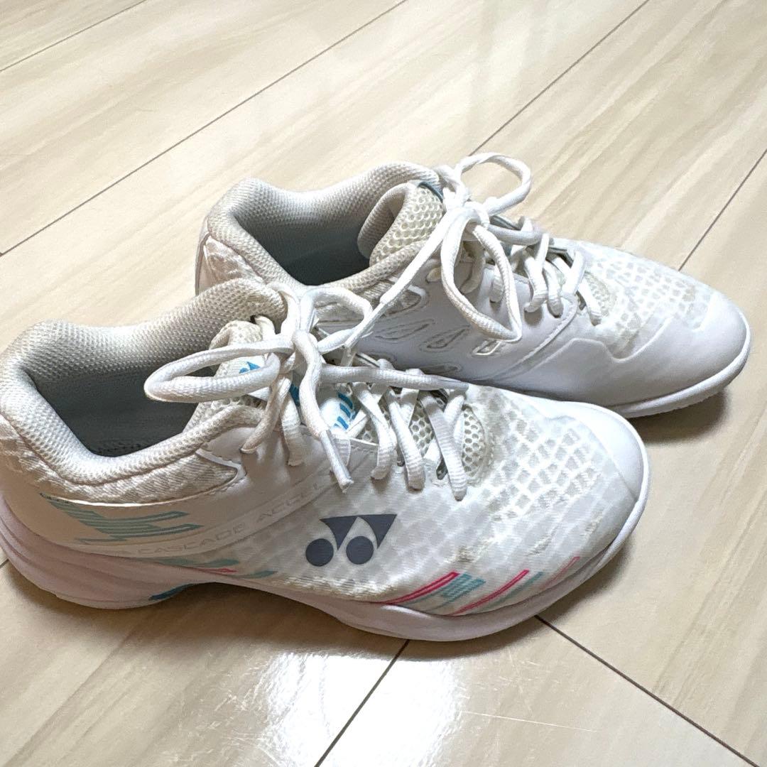 ヨネックス　バドミントンシューズ　24cm