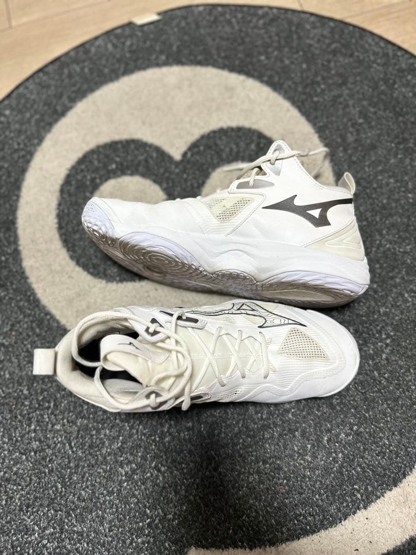 Mizuno バレーボールシューズ ホワイト値下げ中