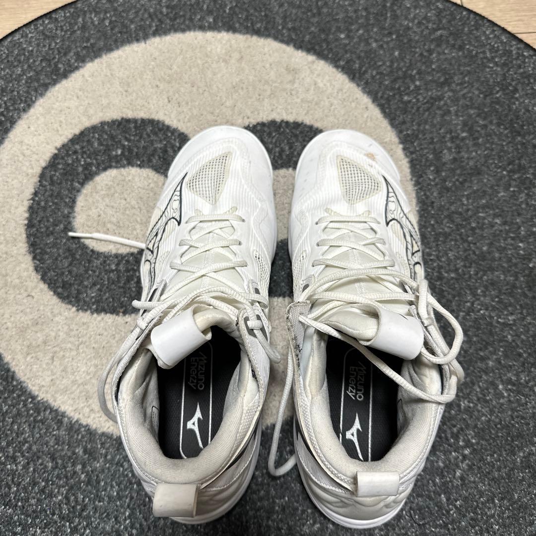 Mizuno バレーボールシューズ ホワイト値下げ中