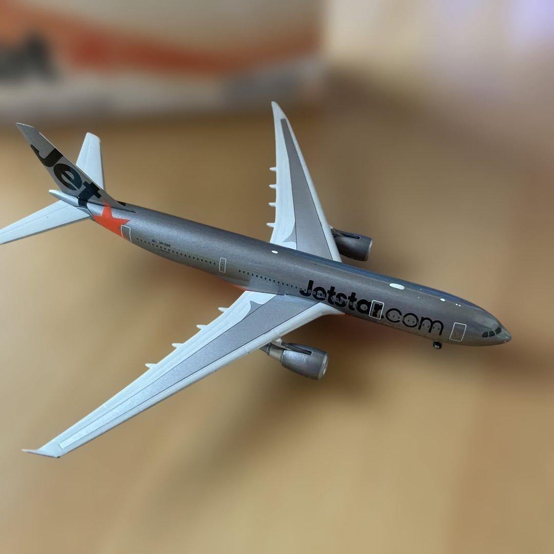 Jetstar 航空機モデル 約1/400 スケール