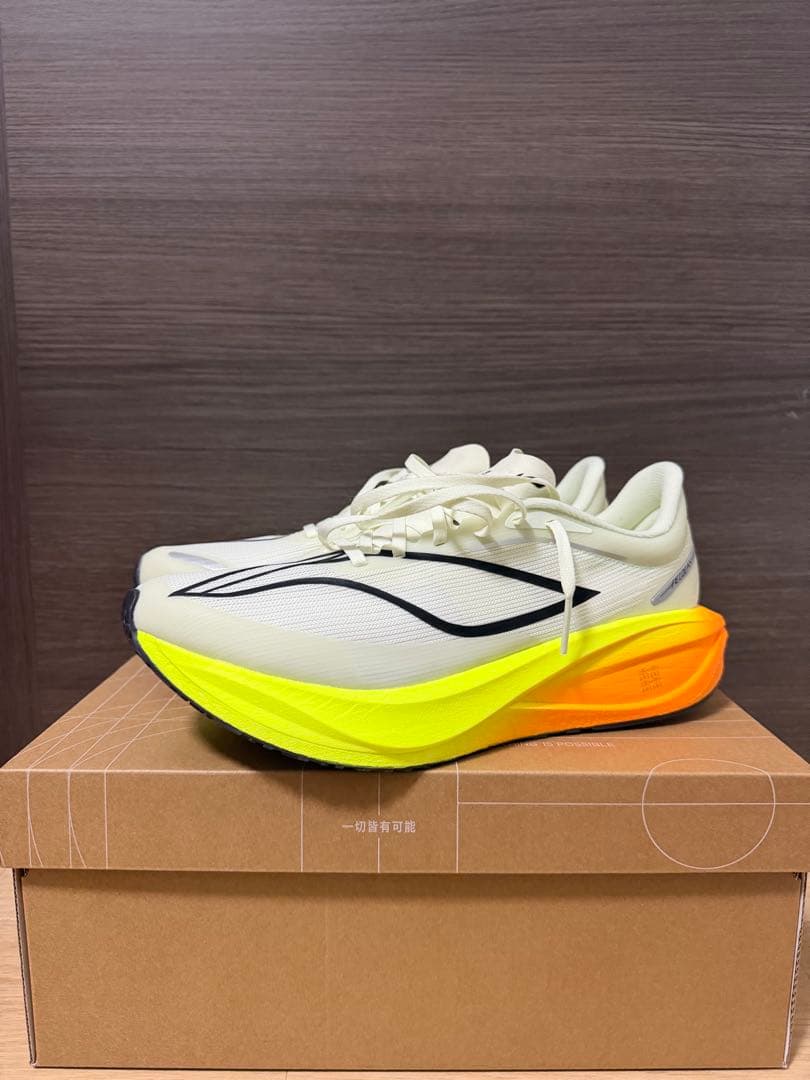 【極美品】LI−NING FEIDIAN 5 CHALLLENGER 27.0
