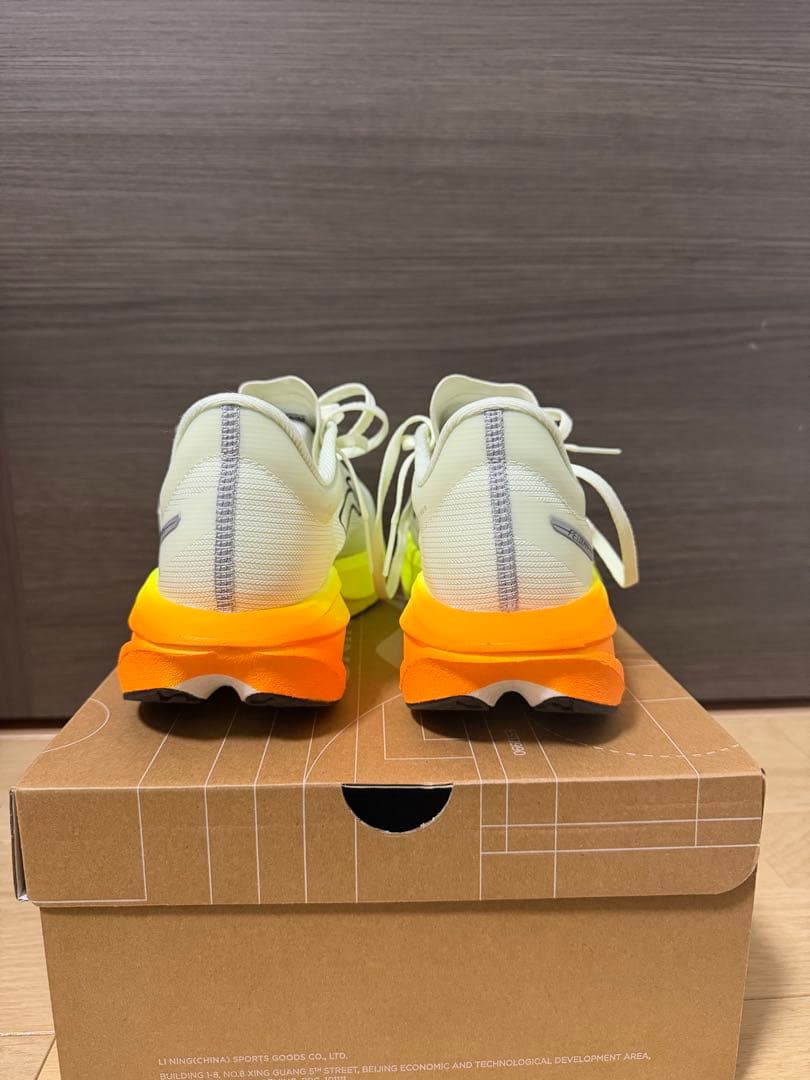 【極美品】LI−NING FEIDIAN 5 CHALLLENGER 27.0