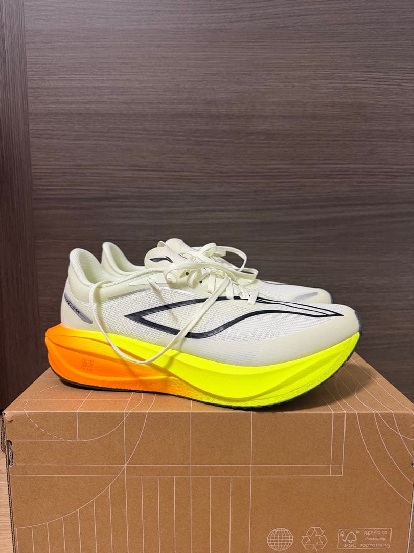 【極美品】LI−NING FEIDIAN 5 CHALLLENGER 27.0