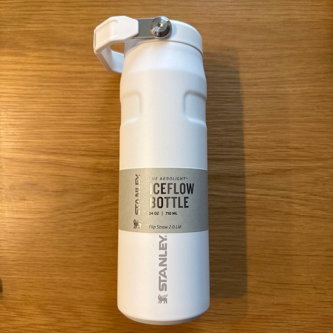 日本未発売 スタンレー エアロライト最新作 ストロータイプ 24oz