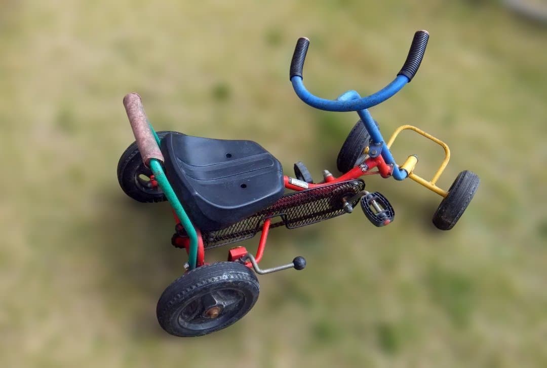 ペダル ゴーカート　ペダルカー ※発送は、出来ません※