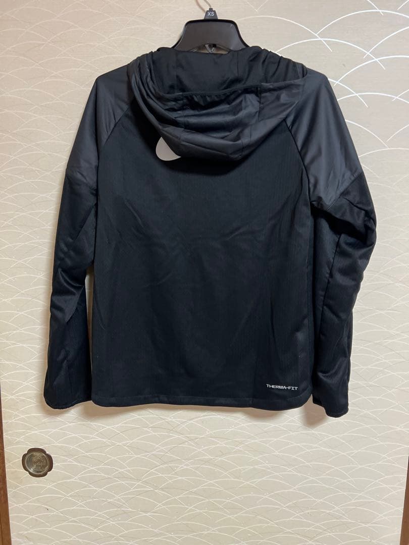 Nike フード付きウィンドブレーカー Sサイズ