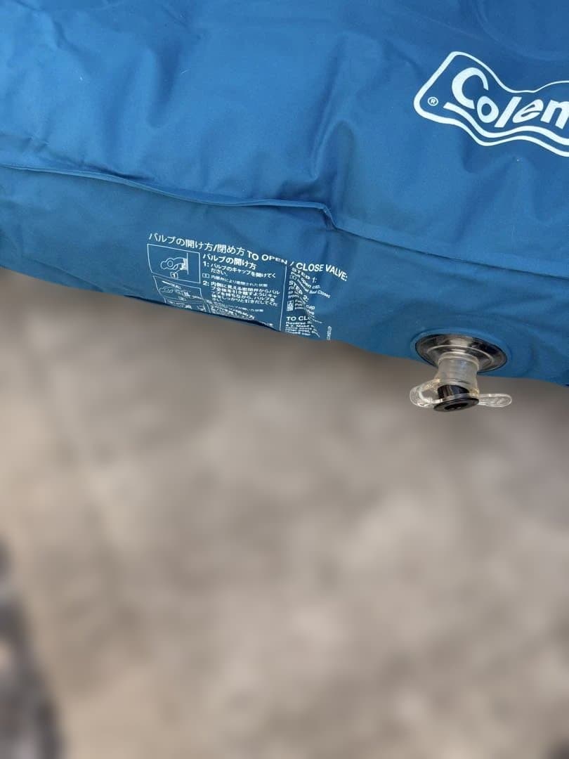 Coleman エアマットと電動ポンプ