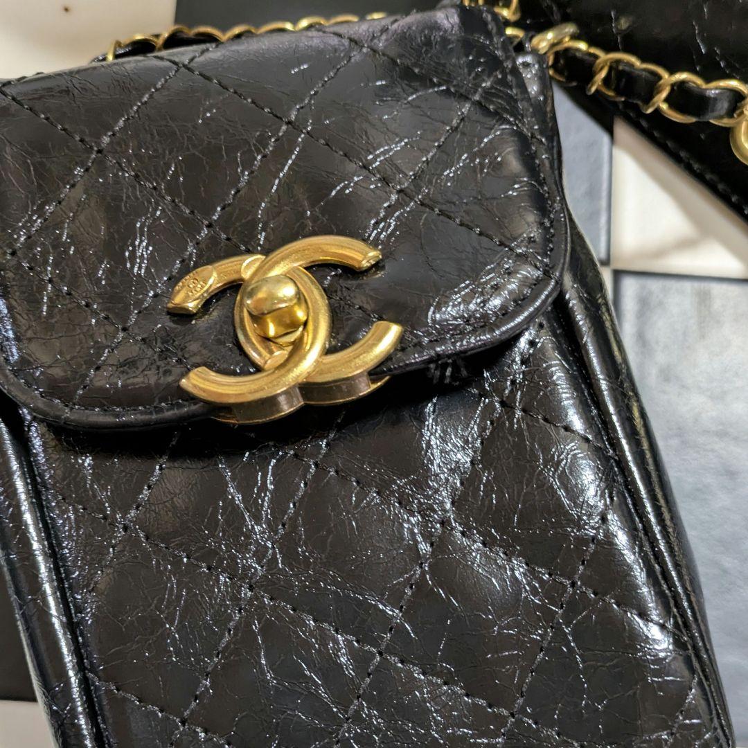 美品【即日発送❤】 非売品 CHANEL VIPノベルティ スマホショルダー