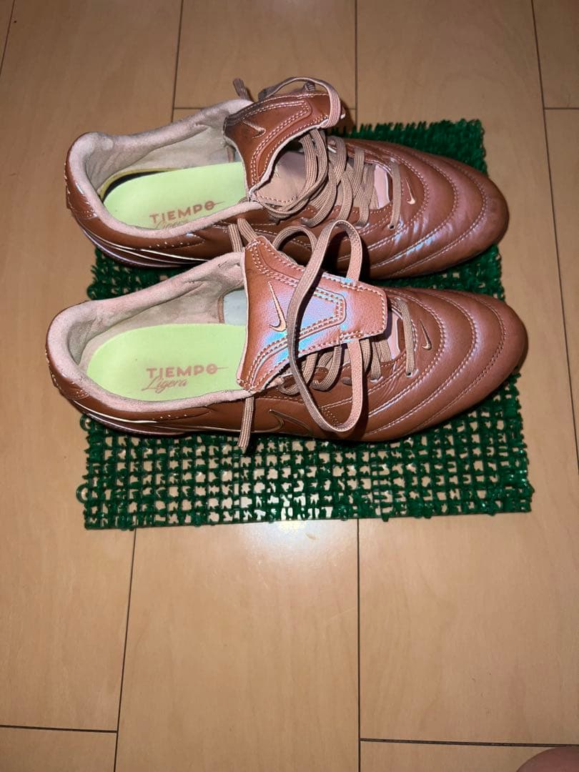 サッカーシューズ　ティエンポリゲラ　プロLE