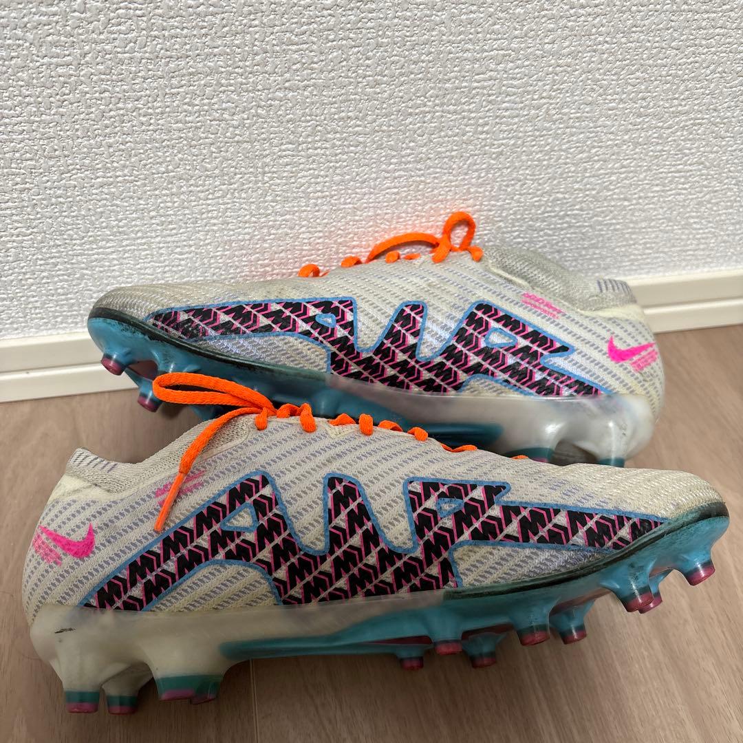 Nike マーキュリアルヴェイパー15