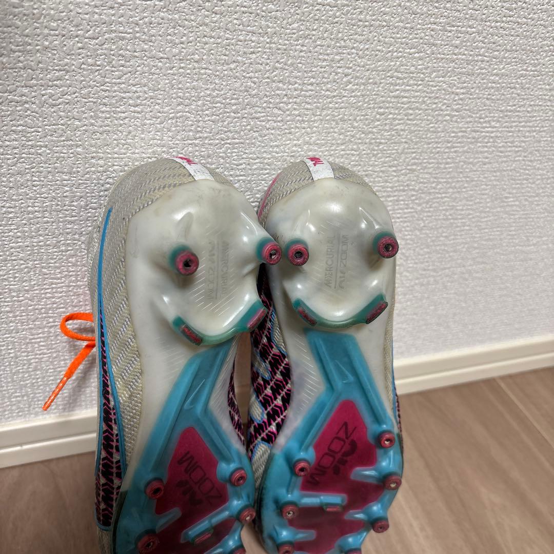 Nike マーキュリアルヴェイパー15