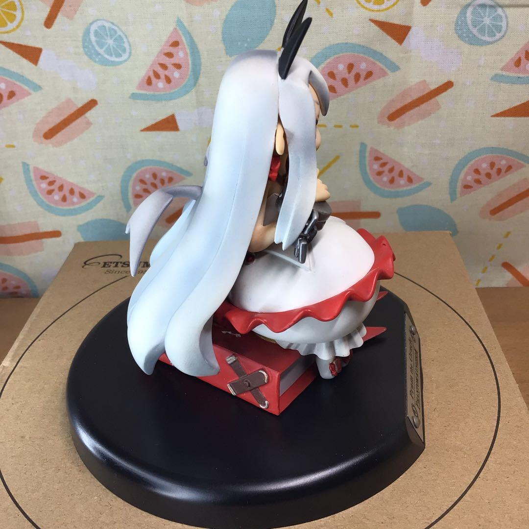 グリフォン　プラム　完成品フィギュア