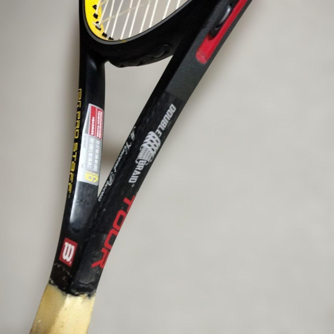 Babolat Pure Strike ツアーラケット
