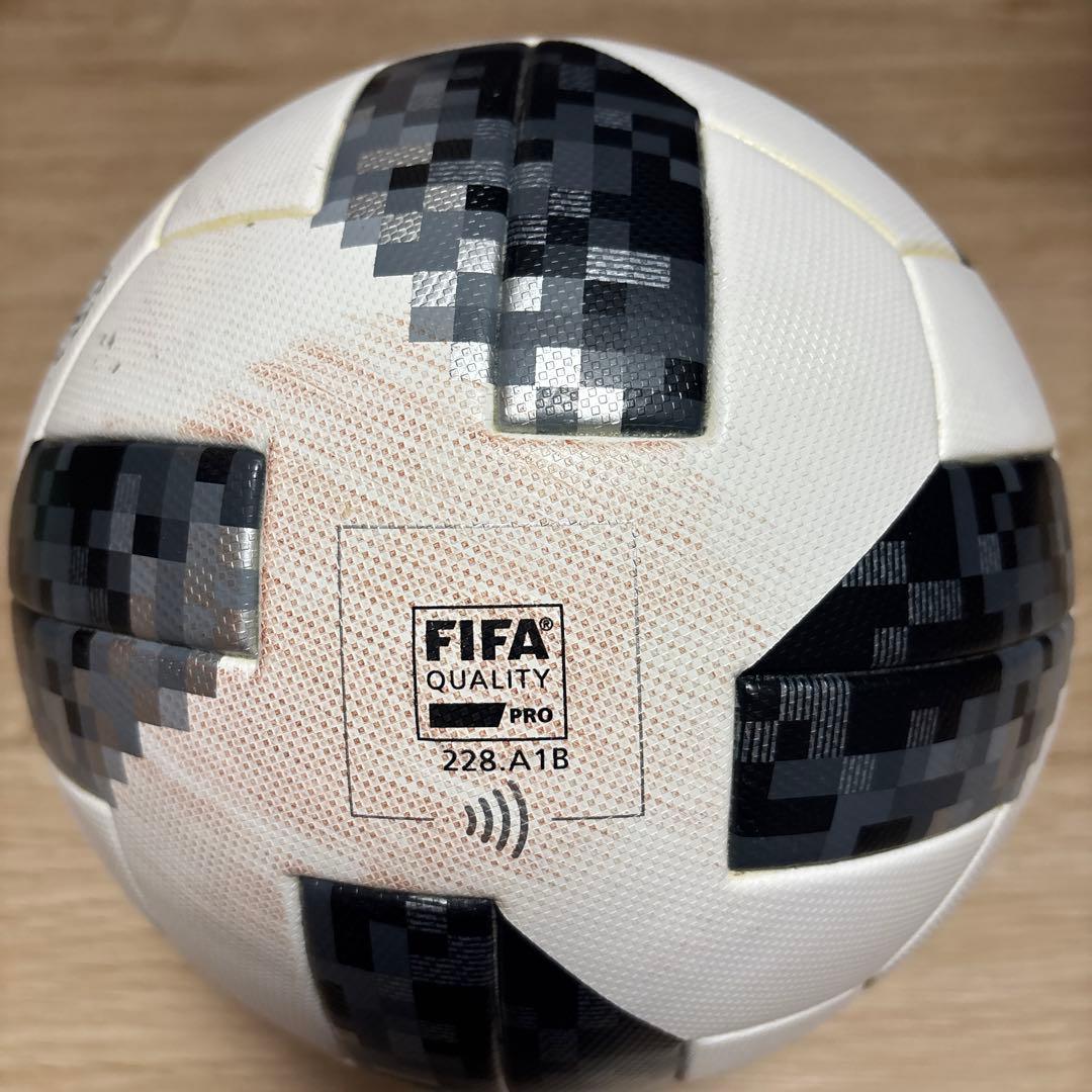 adidas TELSTRA 18 サッカーボール 5号球
