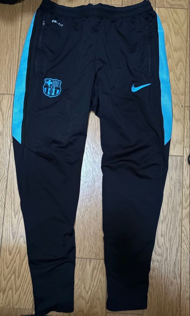 ナイキFCバルセロナ トレーニングパンツ