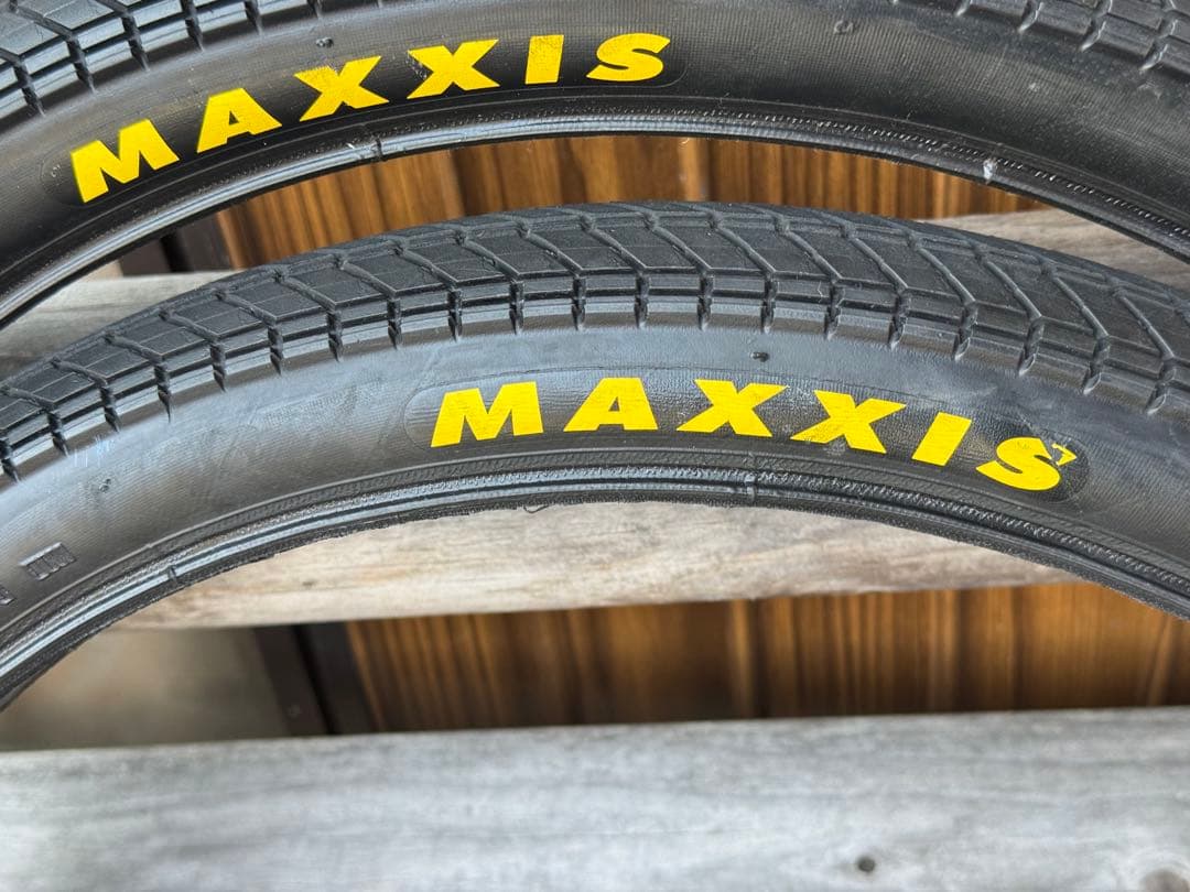BMX タイヤMAXXIS GRIFTER 2本セット 20x2.1”