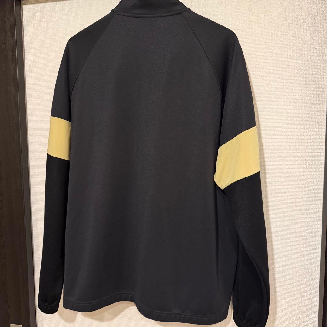 アディダス リヴァプール LFSTLR トラックトップ
