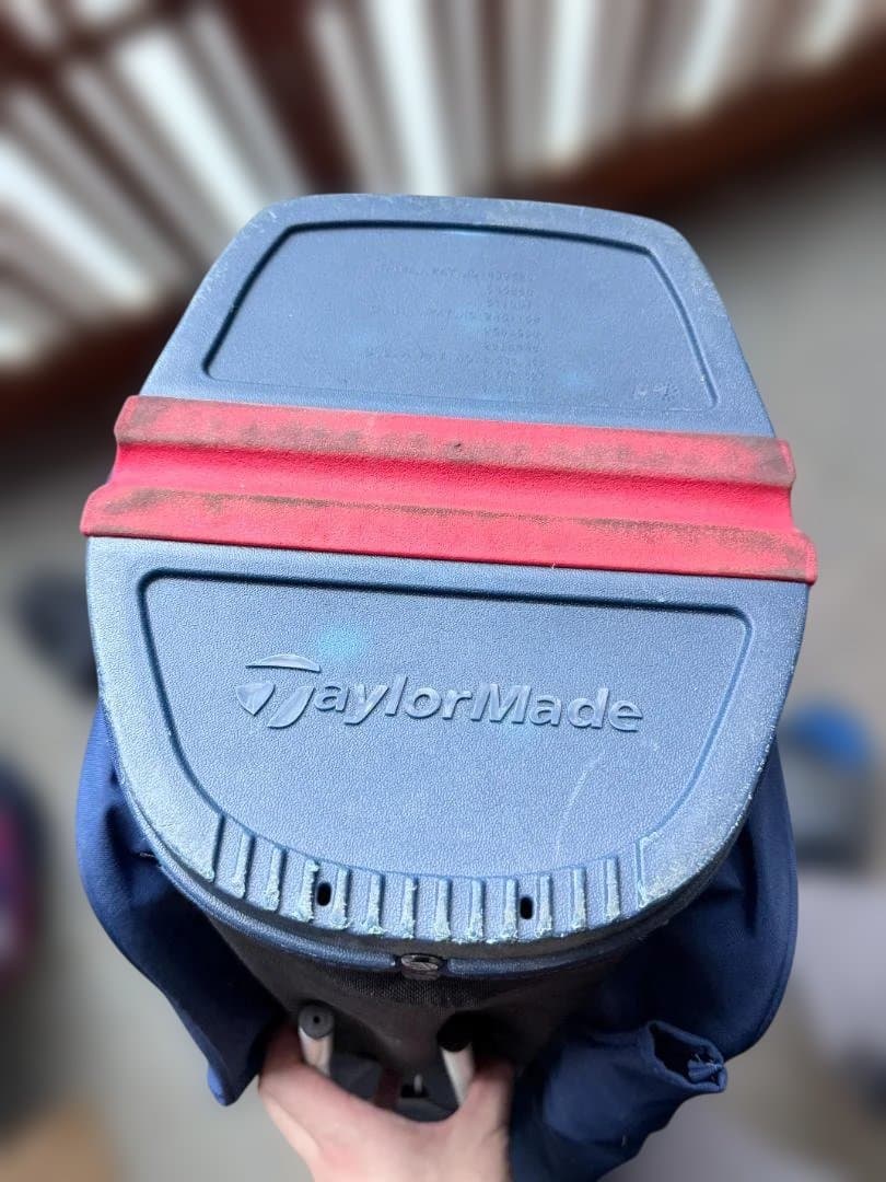 TaylorMade スタンド付きキャディバッグ ネイビー/レッド