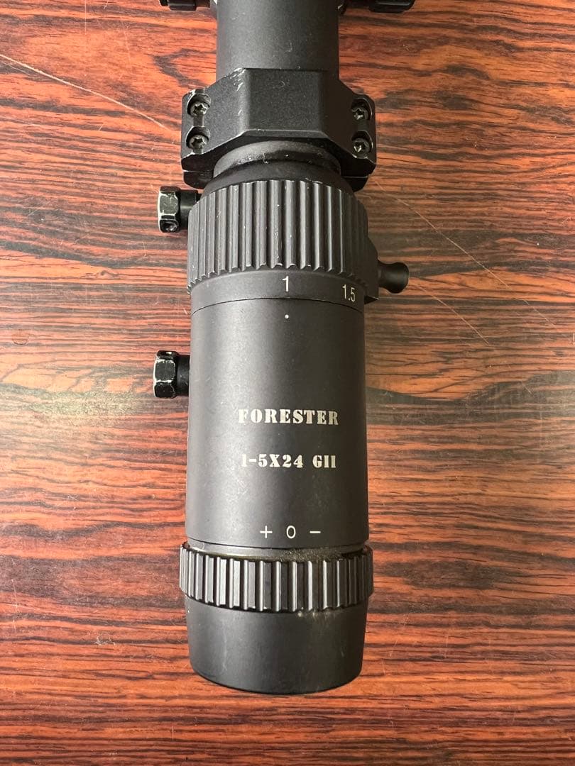FORESTER 1-5X24 GII スコープ