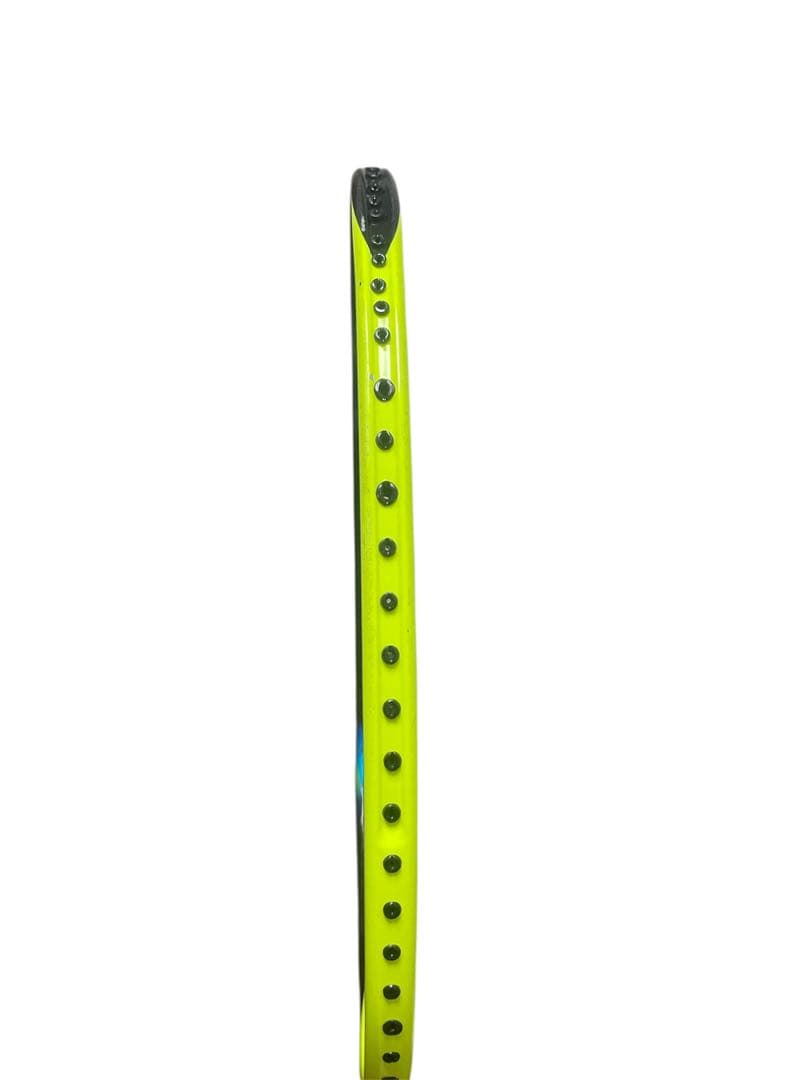 【極美品】YONEX ヨネックス　バトミントン ASTROX77 4UG5 廃盤