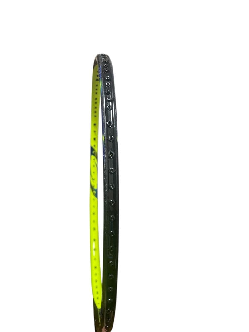 【極美品】YONEX ヨネックス　バトミントン ASTROX77 4UG5 廃盤