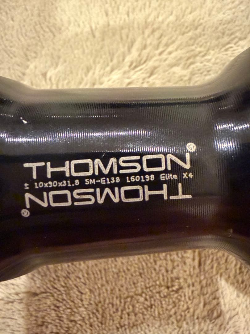 THOMSONトムソン Elite X4 ステム ±10° 90mm Φ31.8