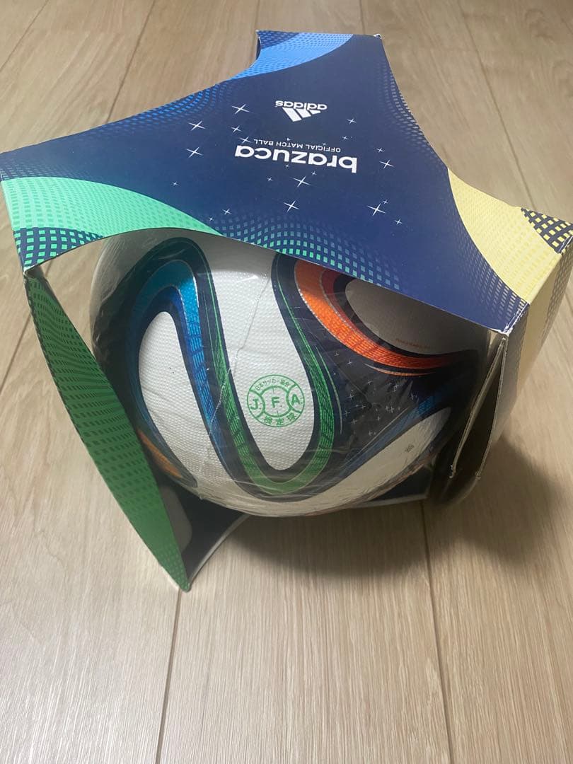 adidas brazuca　ブラズーカ　AS590 未使用　シュリンク付き