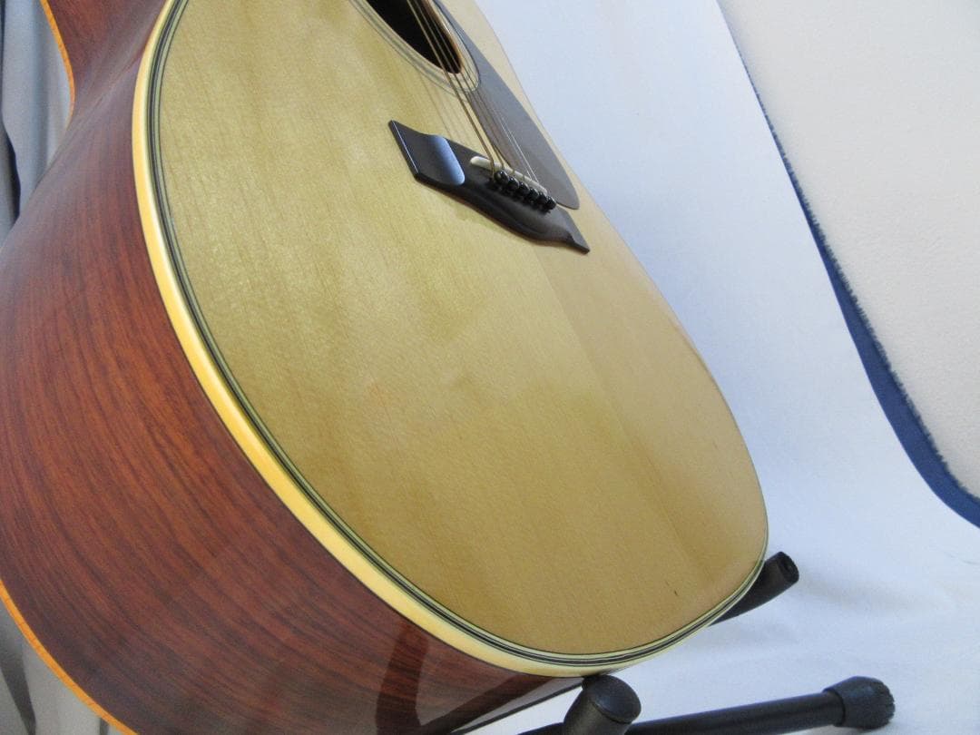 a*a様 YAMAHA FG-301B　アコースティック6弦　ケース・カポタスト