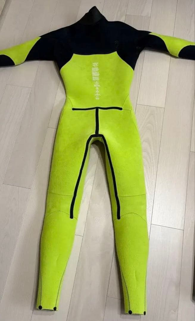 Hurley ADVANTAGE Elite 4/3mセミドライ ML相当