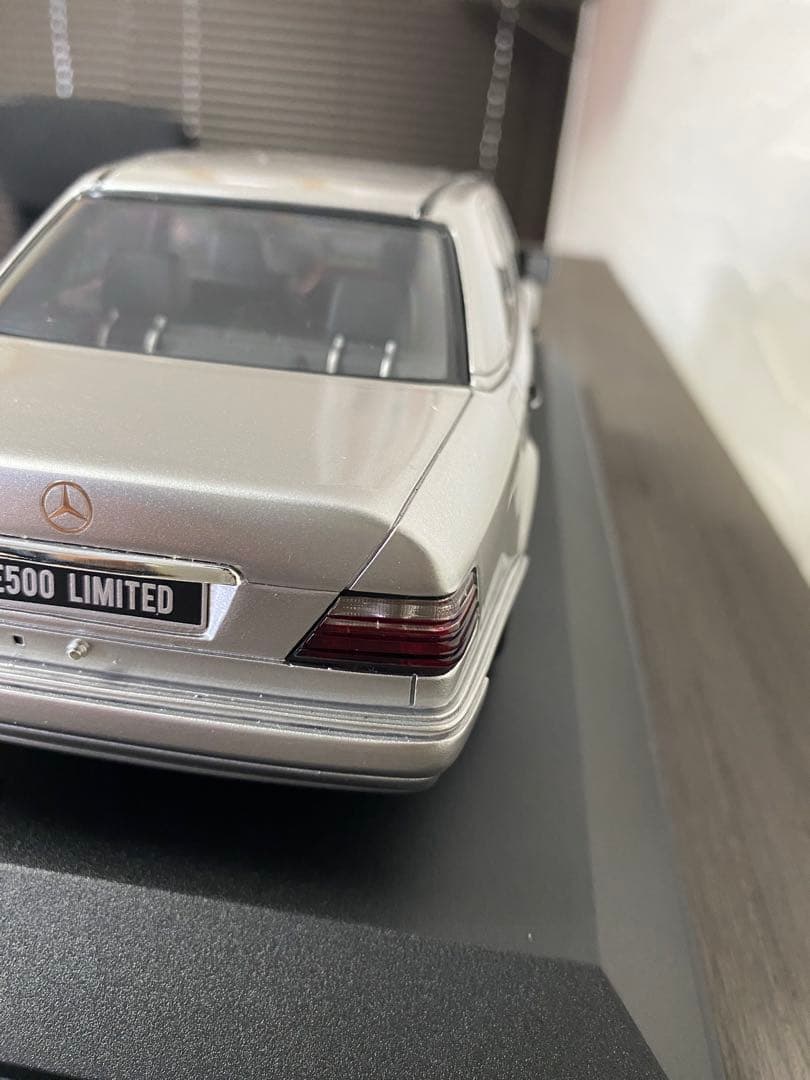 OTTO ベンツ W124 E500 LIMITED 1/18スケールモデル